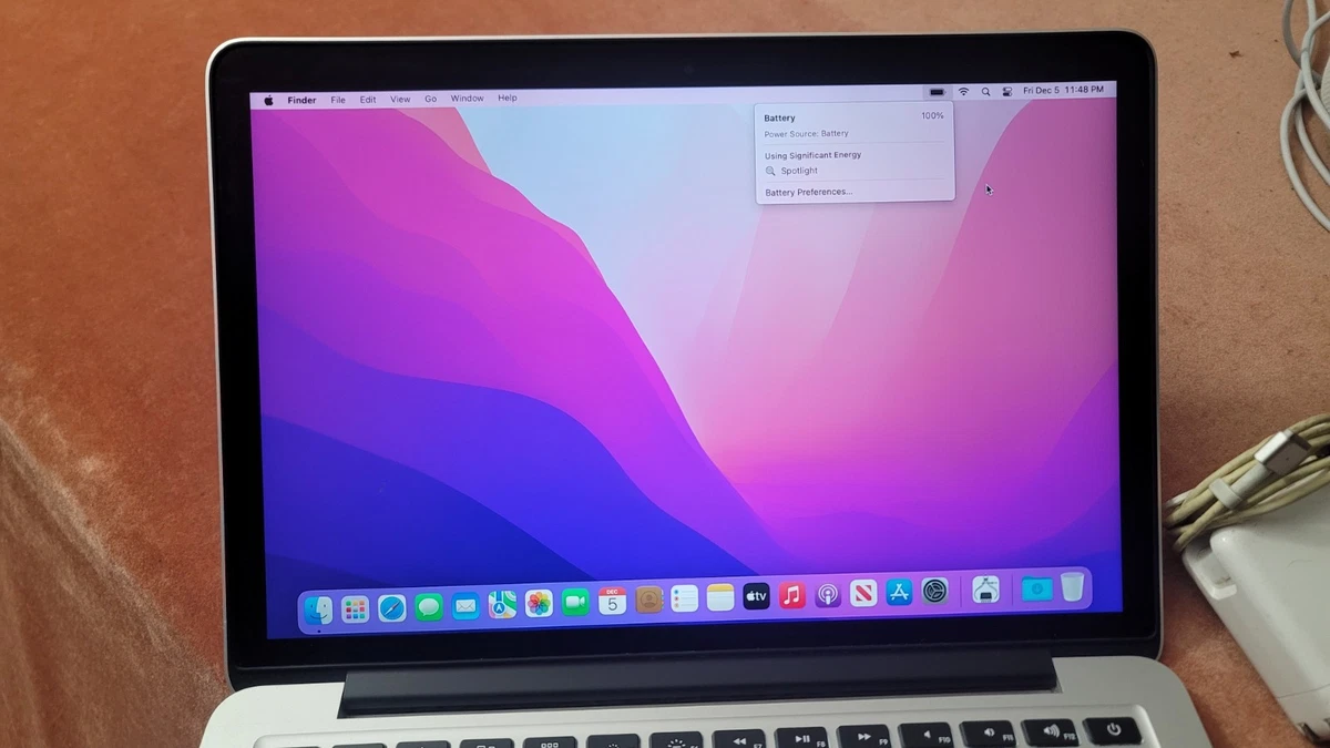 Apple MacBook Air ［MJVM2J/A］ Early 2015 MacBook Air (13-inch, Early 2015) - Technical Specifications