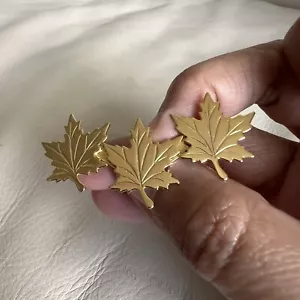 Vintage Gold Tone Maple Leaf Brooch - Picture 1 of 4