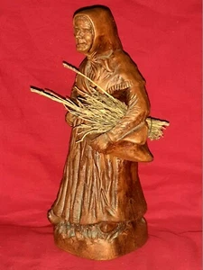 Grand santon en terre cuite "LA RAMASASSEUSE DE BOIS " Signé LASCOUR 22 cm - Foto 1 di 8