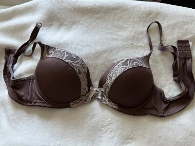 Sujetador Mocha 34A Marfil Borde de Encaje 2 Ganchos Cierre Lazo Foto 1 de 2