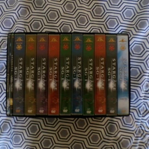 Stargate SG1: The Complete Series The Ark Of Truth/Continuum DVD Box Set - Picture 1 of 8