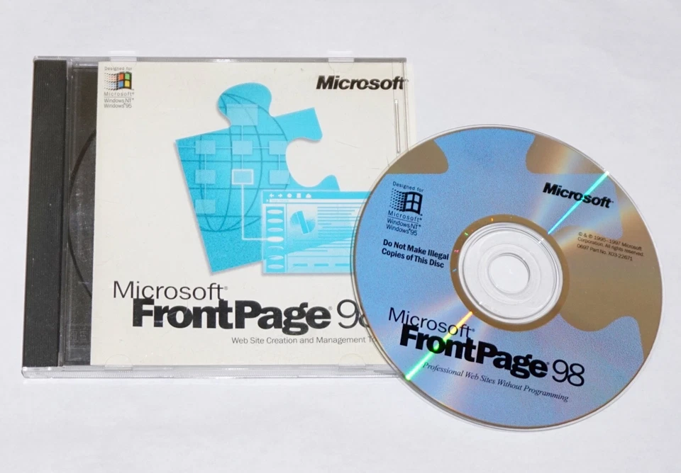 Microsoft Front Page 98. With Key - Image 1 of 1