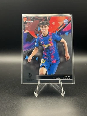 2021-22 Topps Finest UCL - Gavi #51 Refractor (RC) - Image 1 of 2
