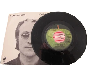 45 RECORD - JOHN LENNON - MIND GAMES - Picture 1 of 1