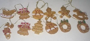 Lote 12 adornos de pan de jengibre de resina de colección pan de jengibre hombres pan de jengibre pueblo GU - Imagen 1 de 13