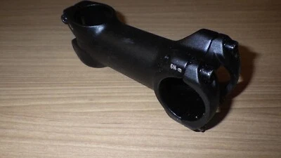 UNBRANDED STEM, 1-1/8 X 90 X 31.8MM, NEW, CHEAP, BLACK, 6 DEG - Image 1 of 2