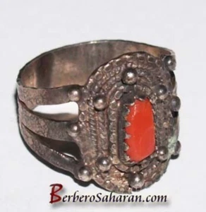 Handmade Silver and red coral Algerian Berber ring style 1 - Picture 1 of 1