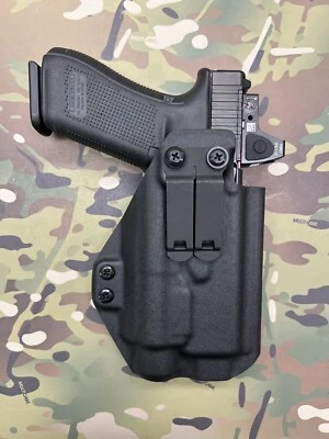 TR HOLSTERS Black Kydex IWB Holster for Glock 17 Streamlight TLR-2 w/adj Ret.