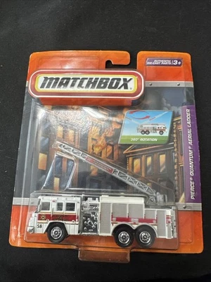 Matchbox plataformas de trabajo Pierce Quantum escalera aérea camión de bomberos Foto 1 de 2