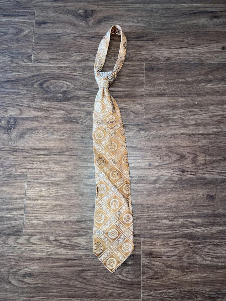Bachrach Necktie Mens One Size Brown Gold Silk Made in Italy Geometric Medallion - Image 1 of 3