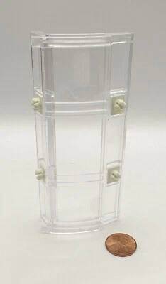 Playmobil Hospital Clear Curved Window Wall 70190 - Image 1 of 3