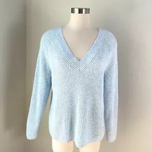 NEW $50 Elizabeth and James Womens Large Light Blue V Neck Sweater Knit Top - Picture 1 of 12