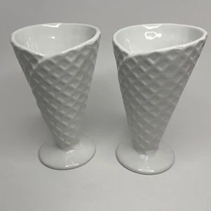 Modern Gourmet Foods Dolomite Ceramic Ice Cream Cone Bowls - Picture 1 of 2
