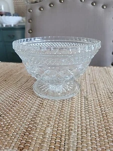 Pedestal de vidrio transparente grande vintage pieza central 6,5" - Imagen 1 de 5