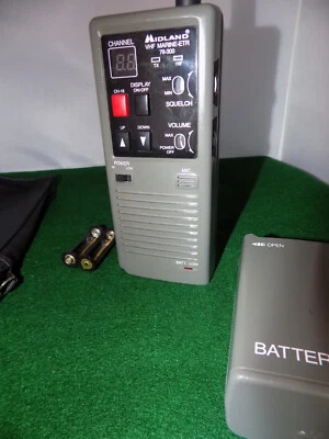 Midland vhf Marine Radio Marine Etr 78-300 Channel Runs on AA Batteries Mint - Image 1 of 4