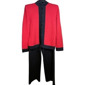 St John by Marie grau Strick klassisch Pullover Jacke/Hose Set schwarz & rot Gr. 12. - Bild 1 von 8