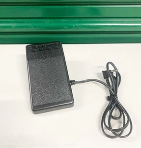 Electronic Sewing Machine Foot Pedal Speed Control YC-485EC-1 TW Sew Create - Picture 1 of 2