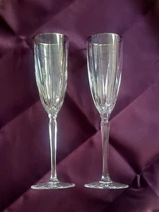 Mikasa Vintage Platin Eiszapfen 9" Champagnerflöte 2er Set - Bild 1 von 11