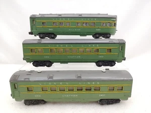 Lionel Trains Postwar 2401 & (2) 2402 Passenger Cars Hillside & Chatham Lighted - Picture 1 of 7