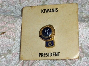 Vtg Kiwanis International Pin Miniature Gold Toned Kiwanis President #8 Pin - Picture 1 of 3