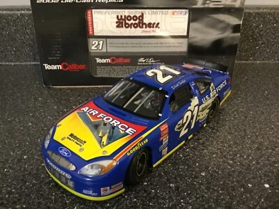 Elliott Sadler #21 US Air Force 2002 Team Caliber  1/24 NASCAR Cup Diecast — 第 1/4 张图片