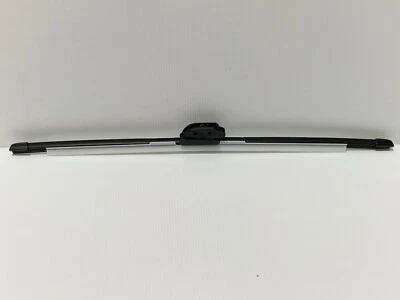 Genuine Ford Kuga/Ranger/Transit Drivers Side Omnicraft Wiper Blades 2125742 - Image 1 of 2