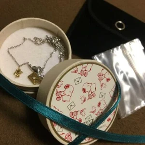 PEANUTS SNOOPY X BAMBI Silver/Diamond Woodstock Snoopy Necklace Pendant W/Box - Picture 1 of 6
