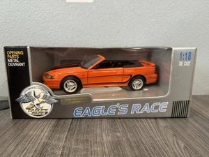 Eagles Race Ford Mustang GT Convertible Orange 1:18 Universal Hobbies MIB - Picture 1 of 11