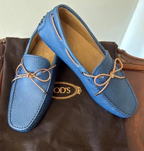 Mocasines de conducción Tod's de cuero granulado azul, usados en excelente estado, Reino Unido talla 8,5, EE. UU. 9,5 - Imagen 1 de 8