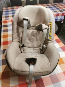 Maxi Cosi 2way Pearl Nomad Sand: Sitz mit Basisstation 2wayFix , unfallfrei - Bild 1 von 11