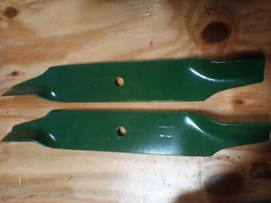 2er Set John Deere Original High Lift M84472 Traktor Mähmesser  - Bild 1 von 2