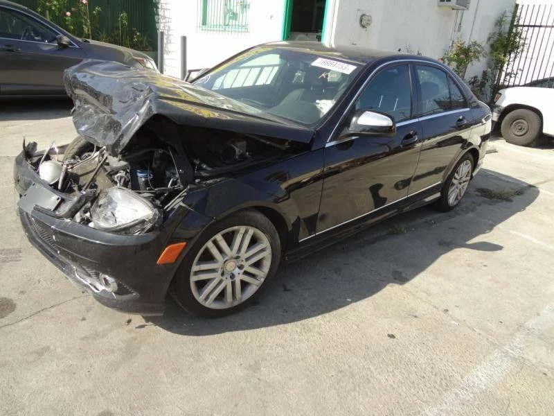 2009 C300 Rocker Panel Moulding 32058 Foto 1 de 4