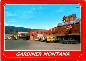 Street View Gardiner Montana Postcard Town Cafe Lounge Motel old cars Van - Picture 1 of 2