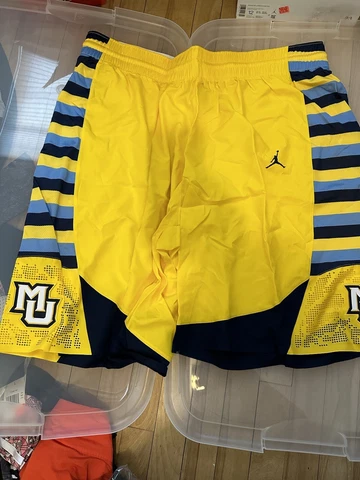 Marquette University Basketball Game Shorts Nike Jordan Size  46+2 Cover