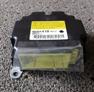 2017 Mitsubishi Mirage Electronic Chassis Control Module, manual, used Foto 1 de 4