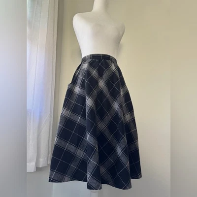 Falda midi vintage años 70 JCPenney blanco y negro estampado a cuadros mezcla de lana línea A Foto 1 de 4