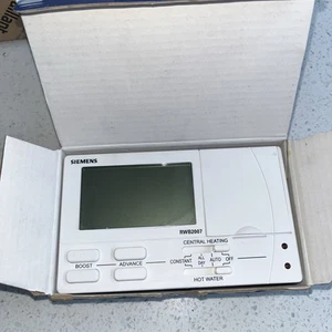 Siemens RWB2007 7 Day Or 5/2 Day Programmer - Picture 1 of 5