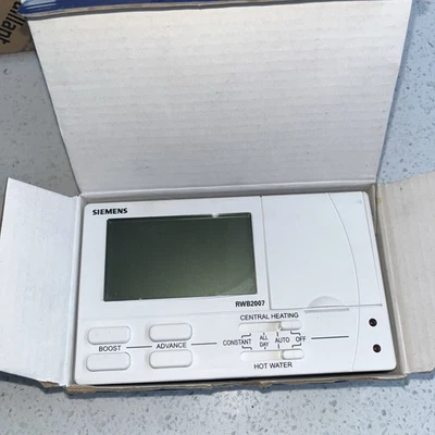 Siemens RWB2007 7 Day Or 5/2 Day Programmer - Image 1 of 4