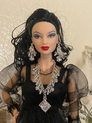 Joias feitas à mão para boneca da moda 11-1/2" - Colar e brincos de cristais transparentes - Imagem 1 de 4