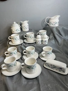 24 Pieces! Pfaltzgraff April Stoneware Floral Ivory Multicolor - Picture 1 of 12