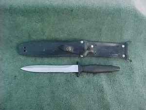 GERBER MK ll Fighting / Survival Dagger Fixed Blade Knife 1980s w Matching Sheat - Picture 1 of 11