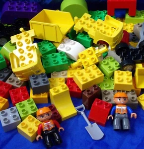 LEGO DUPLO Building Blocks 100pc Lot w/ Construction Vehicles 2 Figures Lot #1 - Picture 1 of 8