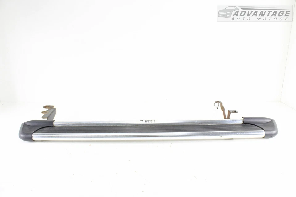 Chevy Traverse 2009-2012 lado del conductor izquierdo estribo inferior Westin Aftermarket Foto 1 de 4