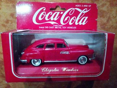 Coca Cola Die Cast Metal Toy Vehicles Chrysler Windor Rossa 1/43 Solido Vintage - Immagine 1 di 3