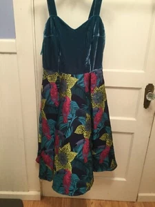 COLLECTIF VINTAGE LONDON EMMA TROPICAL BROCADE SWING DRESS M, Prom - Bild 1 von 7