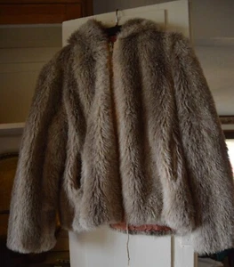 Vintage 1980's Faux Fur Jacket with Matching Idiot Mittens Size Large - Picture 1 of 8