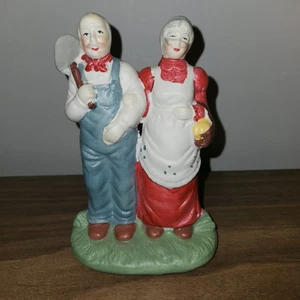 Vintage Figur älteres Bauernpaar. Mann mit Schaufel / Frau mit Korb - 7 Zoll  - Bild 1 von 5