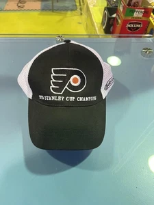 Philadelphia Flyers NHL Bud Light 1975 Stanley Cup Champions Hat  - Picture 1 of 4