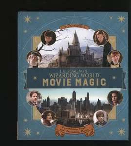 Rowling, J.K.: Wizarding World: Movie Magic HB - No DJ as published 1st/1st - Bild 1 von 3