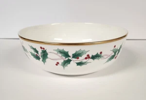 Mikasa Ribbon Holly Vegetable Serving Bowl Bone China Christmas Holiday CAF03 - Picture 1 of 8